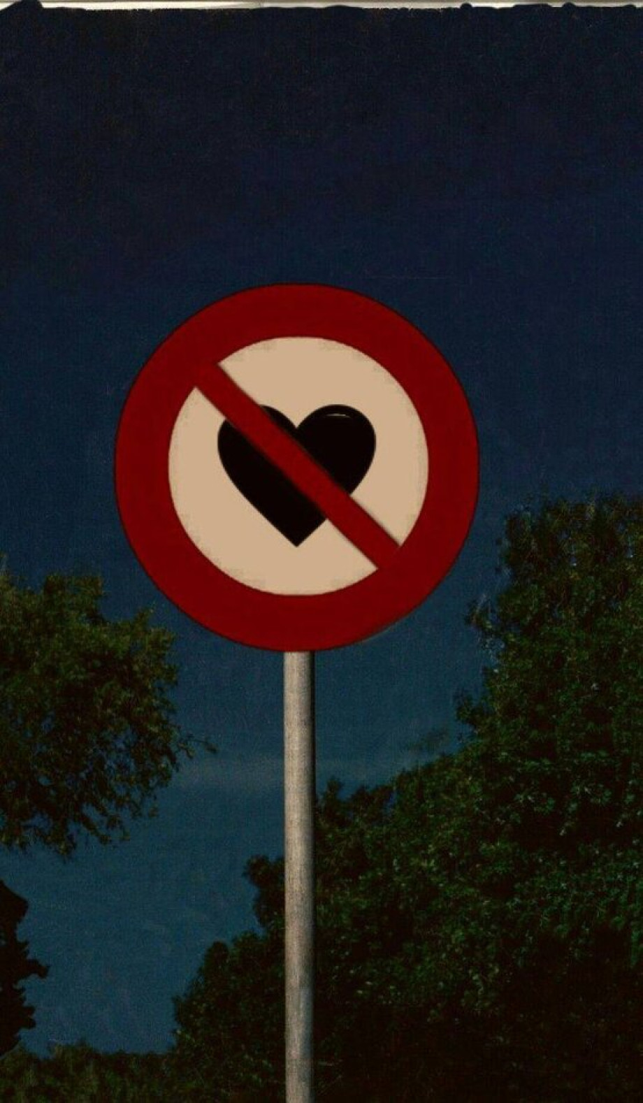 Почему мужчина не уходит но и не выбирает